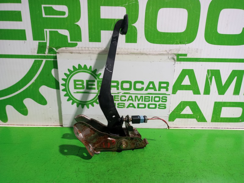 Recambio de pedal freno para nissan serena (c23m) 2.3 lx diesel referencia OEM IAM 465209C000  