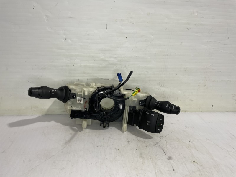 Recambio de mando multifuncion para renault megane iii berlina 5 p dynamique referencia OEM IAM 255670019R  