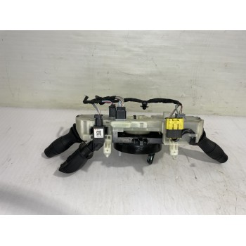Recambio de mando multifuncion para renault megane iii berlina 5 p dynamique referencia OEM IAM 255670019R  