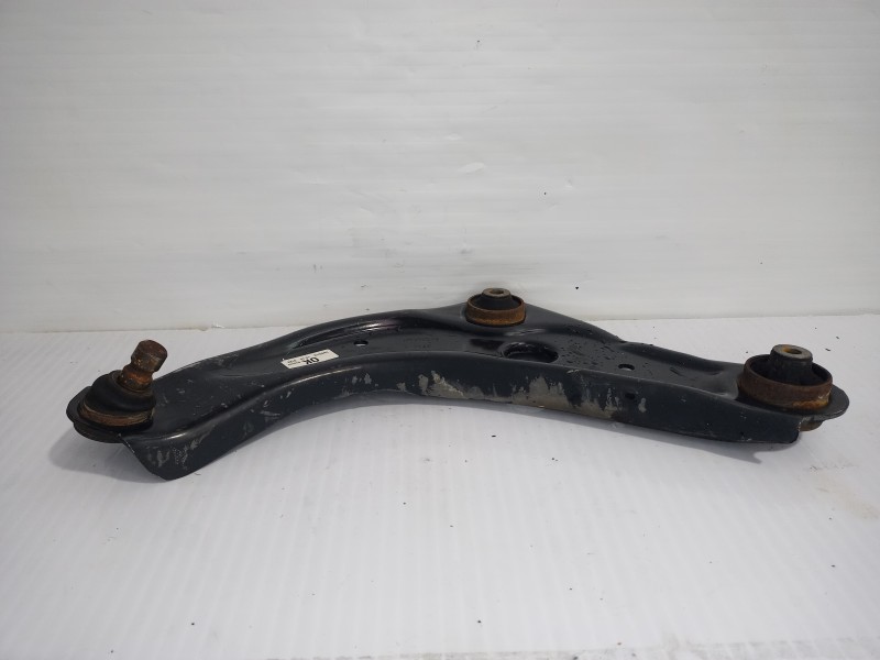 Recambio de brazo suspension inferior delantero izquierdo para nissan qashqai (j11) acenta referencia OEM IAM 545014EA0B  