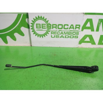 Recambio de brazo limpia trasero para nissan serena (c23m) 2.3 lx diesel referencia OEM IAM 287809C000  
