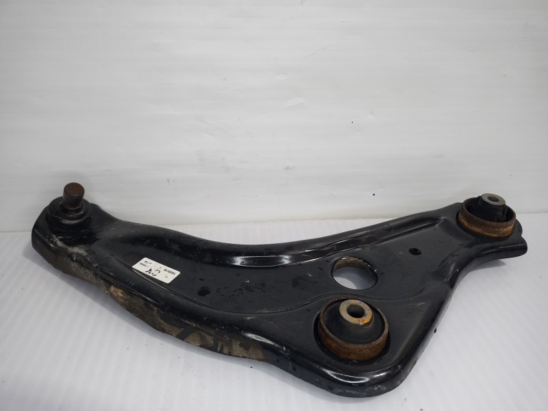 Recambio de brazo suspension inferior delantero derecho para nissan qashqai (j11) acenta referencia OEM IAM 545004EA0B  