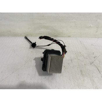 Recambio de resistencia calefaccion para renault megane iii berlina 5 p dynamique referencia OEM IAM T1017845R  