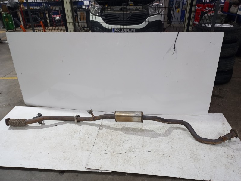 Recambio de tubo escape central para nissan qashqai (j11) acenta referencia OEM IAM 203004EA5A  