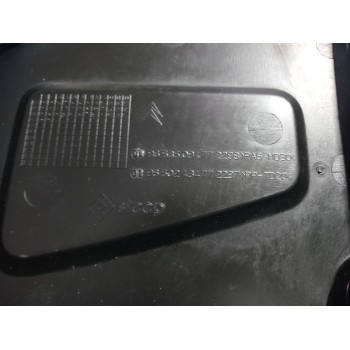 Recambio de moldura para citroën c5 berlina attraction referencia OEM IAM 9653509477  