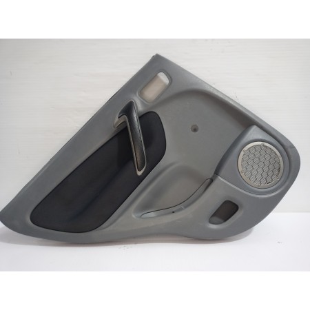 Recambio de guarnecido puerta trasera izquierda para toyota rav 4 (a2) 2.0 luna 4x4 (2003) referencia OEM IAM 6764042200B1  