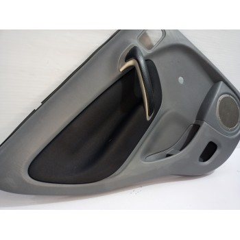 Recambio de guarnecido puerta trasera izquierda para toyota rav 4 (a2) 2.0 luna 4x4 (2003) referencia OEM IAM 6764042200B1  