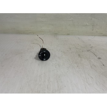 Recambio de interruptor para renault megane iii berlina 5 p dynamique referencia OEM IAM 681995427R  