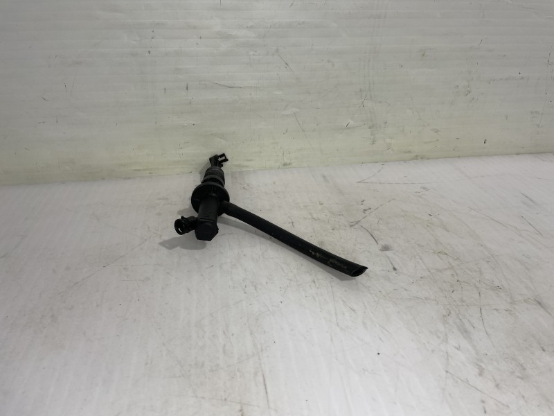 Recambio de bombin embrague para renault megane iii berlina 5 p dynamique referencia OEM IAM 306101808R  