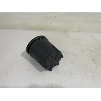 Recambio de cenicero para renault megane iii berlina 5 p dynamique referencia OEM IAM 8200728639  