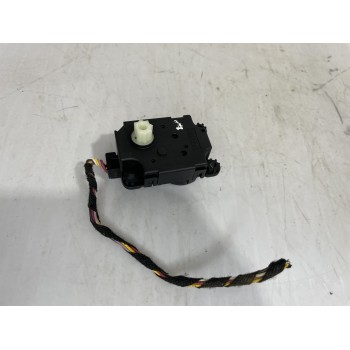 Recambio de motor apertura trampilla para renault megane iii berlina 5 p dynamique referencia OEM IAM N101980GE  