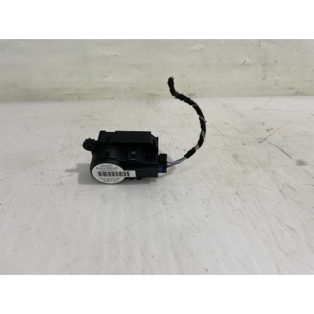 Recambio de motor apertura trampilla para renault megane iii berlina 5 p dynamique referencia OEM IAM N101980GE  