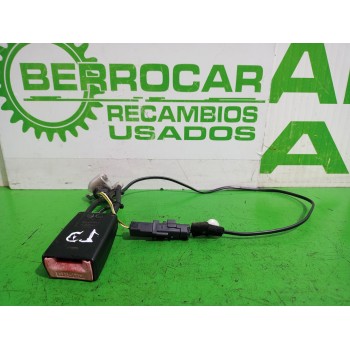 Recambio de enganche cinturon trasero derecho para citroën c5 berlina attraction referencia OEM IAM 96480893XX  