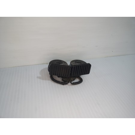 Recambio de claxon para jaguar e-pace (x540) 2.0 d150 awd referencia OEM IAM J9C2743  