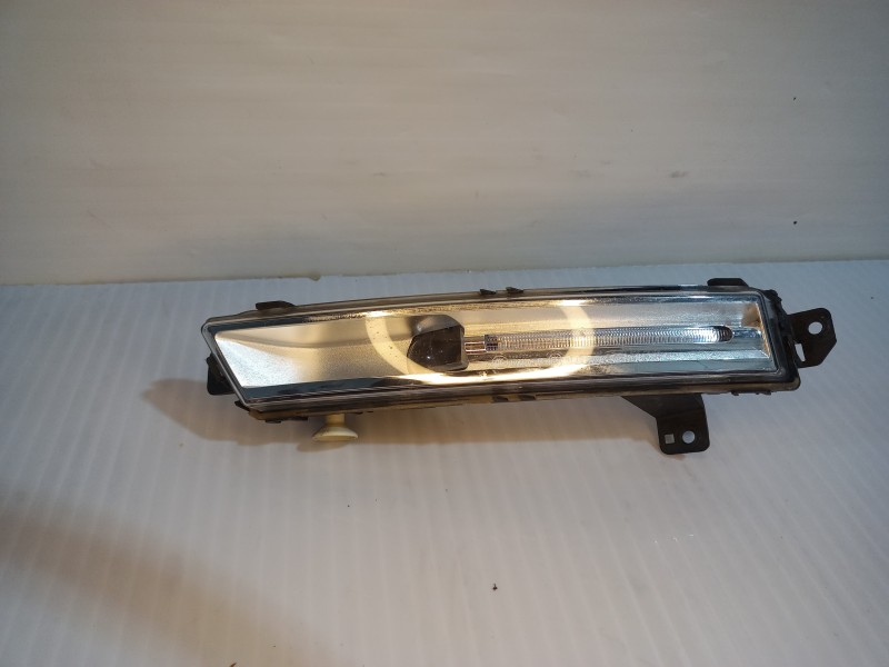 Recambio de faro antiniebla izquierdo para jaguar e-pace (x540) 2.0 d150 awd referencia OEM IAM T4A28764  