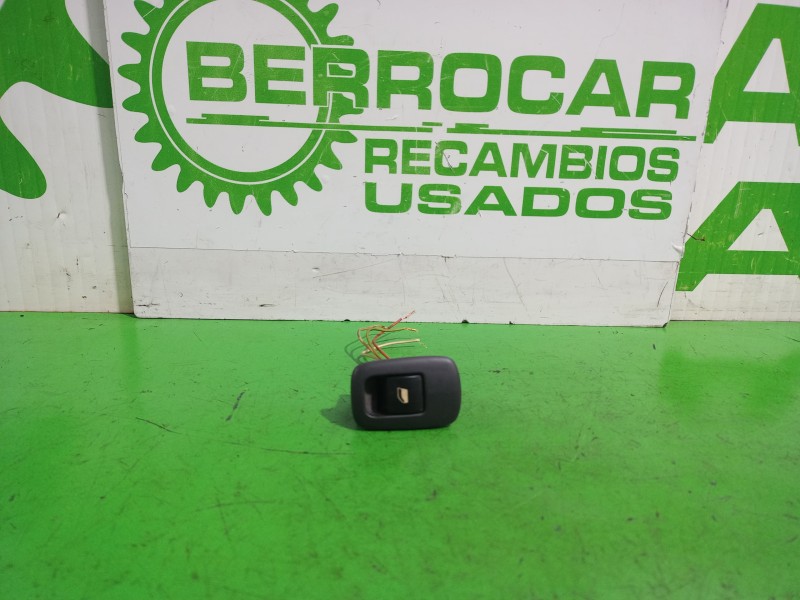 Recambio de mando elevalunas trasero izquierdo para citroën c5 berlina attraction referencia OEM IAM 96515962ZF  