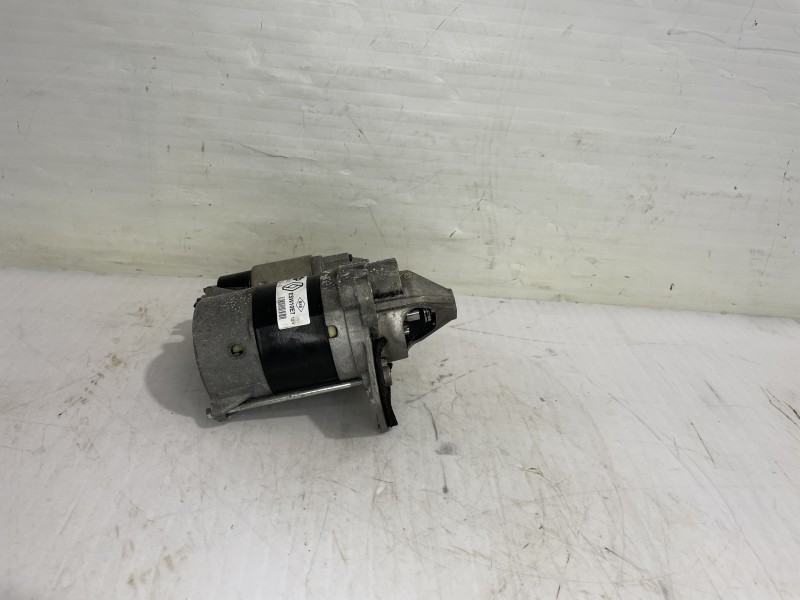 Recambio de motor arranque para renault megane iii berlina 5 p dynamique referencia OEM IAM 233001071R  