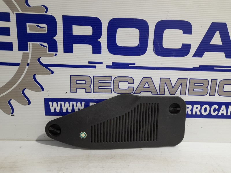 Recambio de moldura maletero para opel zafira a elegance referencia OEM IAM 90580309  