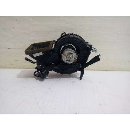 Recambio de motor calefaccion para citroën c4 sedan collection referencia OEM IAM 82055P / 6450ZH  