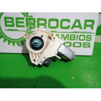Recambio de motor elevalunas delantero izquierdo para audi a6 berlina (4f2) 2.4 referencia OEM IAM 4F0959801B  