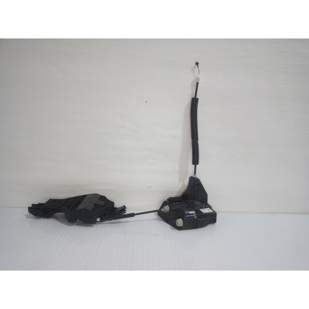 Recambio de cerradura puerta delantera derecha para jaguar e-pace (x540) 2.0 d150 awd referencia OEM IAM T2H17431  