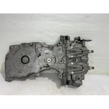 Recambio de tapa distribucion para renault megane iii berlina 5 p dynamique referencia OEM IAM 135020196R  