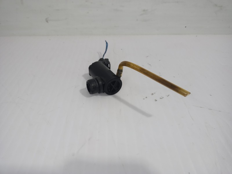 Recambio de bomba limpia para toyota rav 4 (a2) 2.0 luna 4x4 (2003) referencia OEM IAM 8533033020  