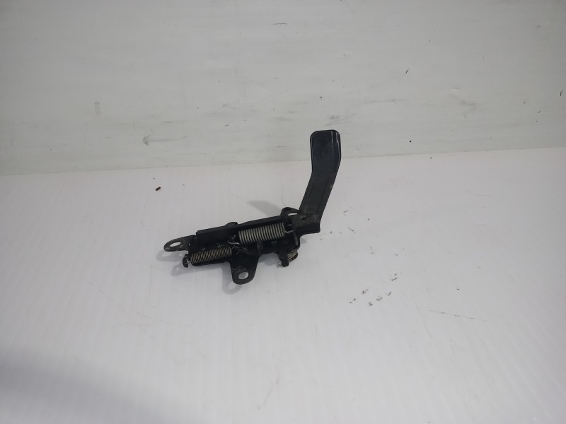 Recambio de cerradura capo para toyota rav 4 (a2) 2.0 luna 4x4 (2003) referencia OEM IAM 5351042060  