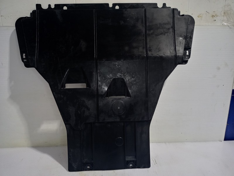 Recambio de cubrecarter para renault megane iii berlina 5 p dynamique referencia OEM IAM 758900007R  