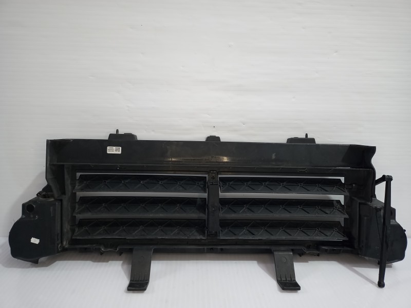 Recambio de placa de fijacion para jaguar e-pace (x540) 2.0 d150 awd referencia OEM IAM J9C38475  