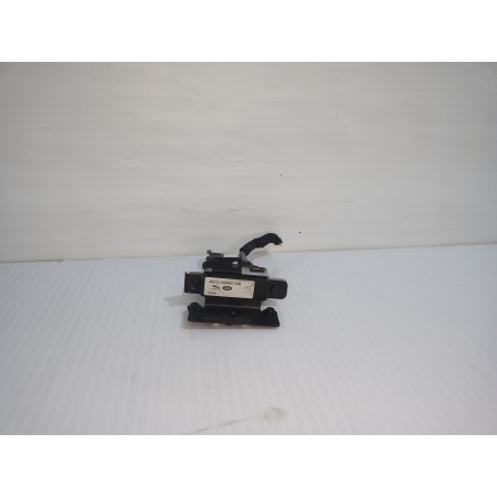 Recambio de caja precalentamiento para jaguar e-pace (x540) 2.0 d150 awd referencia OEM IAM J9C312B681AB  