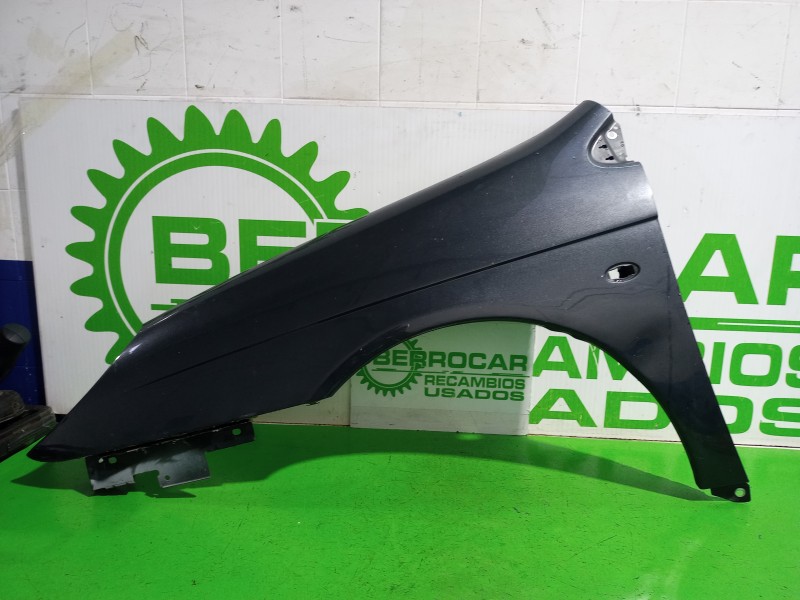 Recambio de aleta delantera izquierda para citroën c5 berlina attraction referencia OEM IAM 7840Q2  