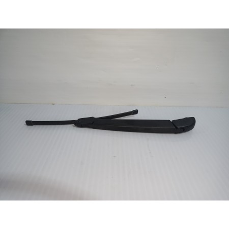 Recambio de brazo limpia trasero para jaguar e-pace (x540) 2.0 d150 awd referencia OEM IAM J9C1013  