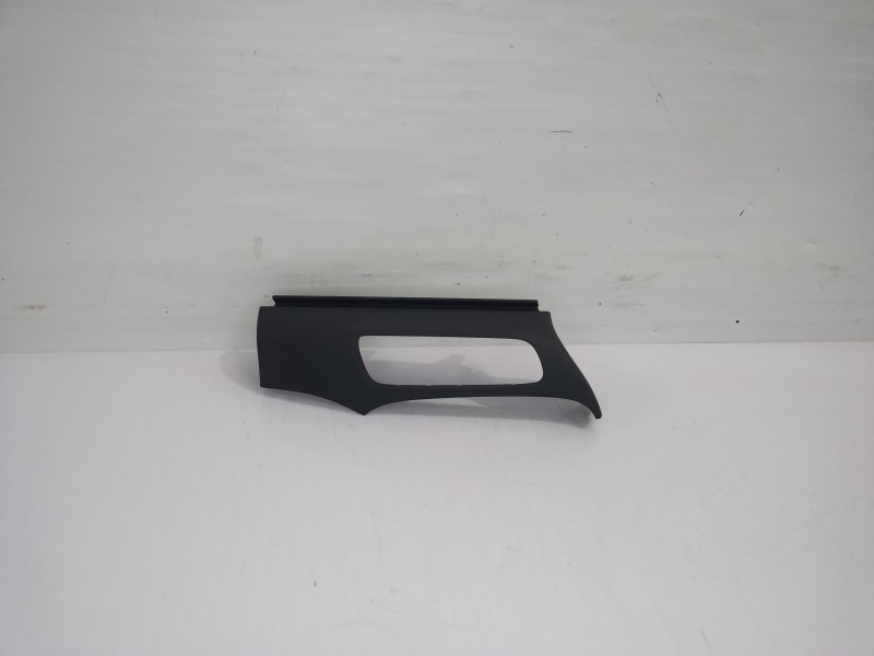 Recambio de moldura para hyundai i30 fastback essence referencia OEM IAM 3H3100-2210  