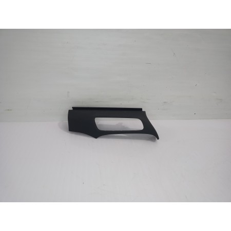 Recambio de moldura para hyundai i30 fastback essence referencia OEM IAM 3H3100-2210  