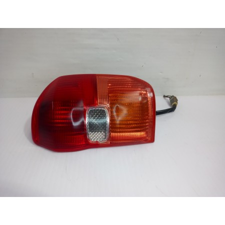 Recambio de piloto trasero derecho para toyota rav 4 (a2) 2.0 luna 4x4 (2003) referencia OEM IAM 8155142060  