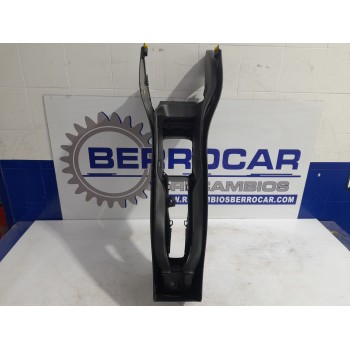 Recambio de apoyabrazos central para opel zafira a elegance referencia OEM IAM 90590782  