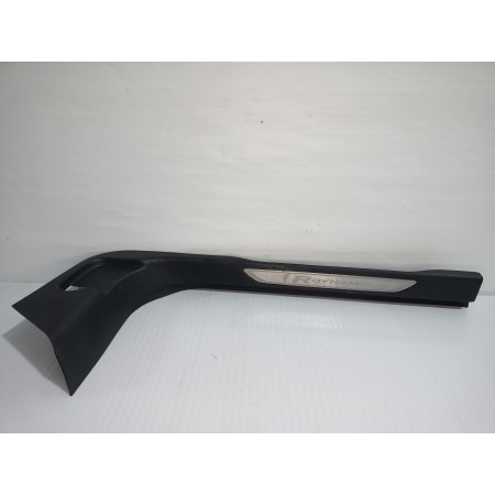 Recambio de moldura izquierda para jaguar e-pace (x540) 2.0 d150 awd referencia OEM IAM A047563  