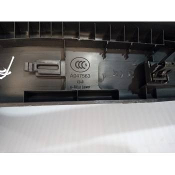 Recambio de moldura izquierda para jaguar e-pace (x540) 2.0 d150 awd referencia OEM IAM A047563  