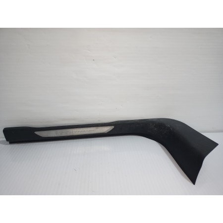 Recambio de moldura derecha para jaguar e-pace (x540) 2.0 d150 awd referencia OEM IAM A047563  