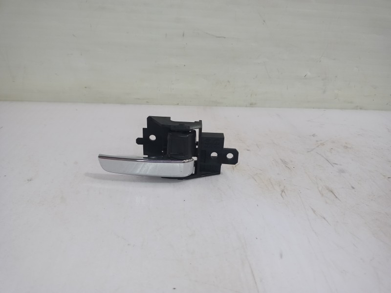 Recambio de maneta interior trasera derecha para mitsubishi asx (ga0w) motion 4wd referencia OEM IAM 5716A480XB  