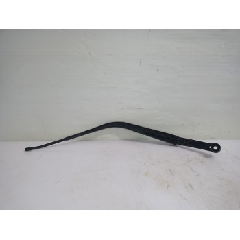 Recambio de brazo limpia delantero derecho para mitsubishi asx (ga0w) motion 4wd referencia OEM IAM 8250A172  