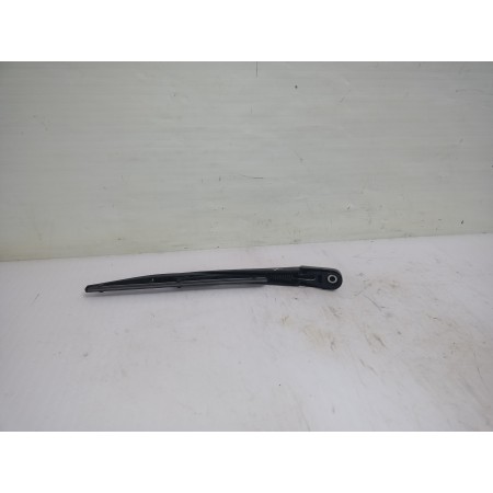 Recambio de brazo limpia trasero para mitsubishi asx (ga0w) motion 4wd referencia OEM IAM 8253A093  