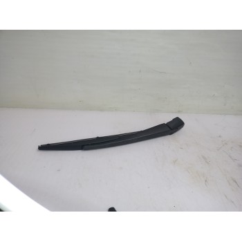 Recambio de brazo limpia trasero para mitsubishi asx (ga0w) motion 4wd referencia OEM IAM 8253A093  