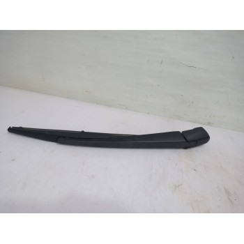 Recambio de brazo limpia trasero para mitsubishi asx (ga0w) motion 4wd referencia OEM IAM 8253A093  