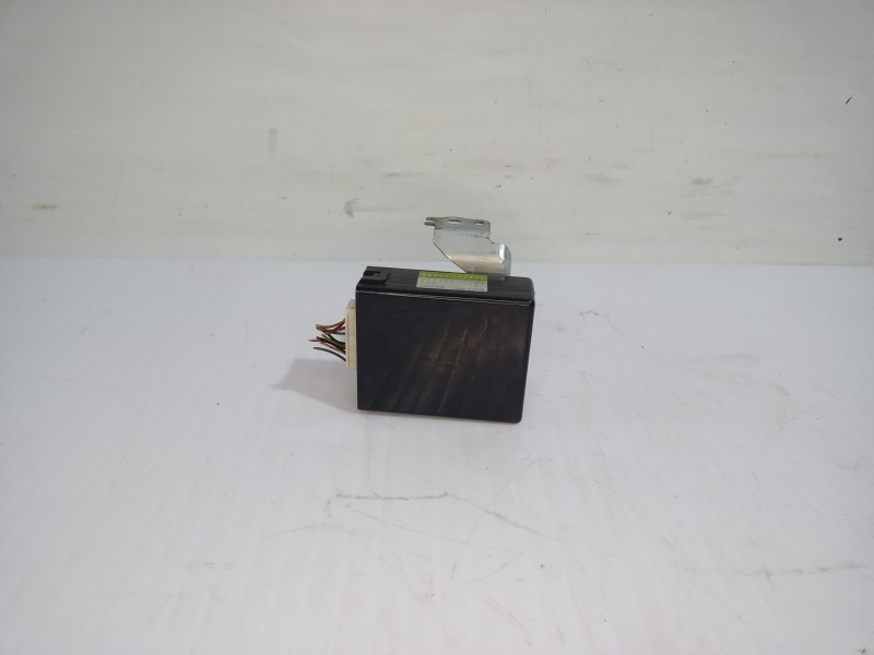 Recambio de modulo electronico para toyota rav 4 (a2) 2.0 luna 4x4 (2003) referencia OEM IAM 8865042130  