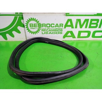 Recambio de goma contorno para citroën c5 berlina attraction referencia OEM IAM 9023HY  