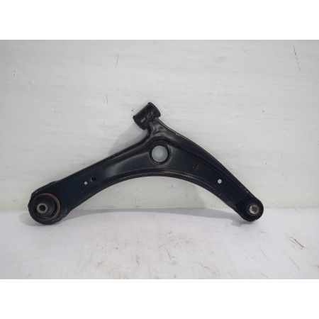 Recambio de brazo suspension inferior delantero derecho para mitsubishi asx (ga0w) motion 4wd referencia OEM IAM 4013A444  