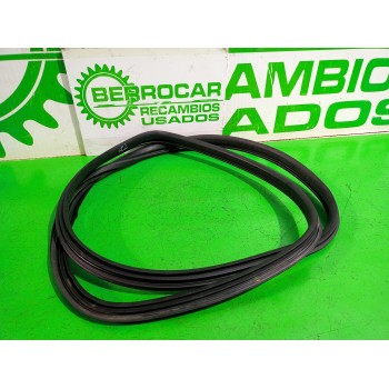 Recambio de goma contorno para citroën c5 berlina attraction referencia OEM IAM 9023HY  