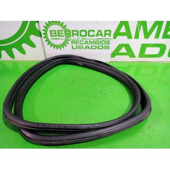 Recambio de goma contorno para citroën c5 berlina attraction referencia OEM IAM 9023HY  